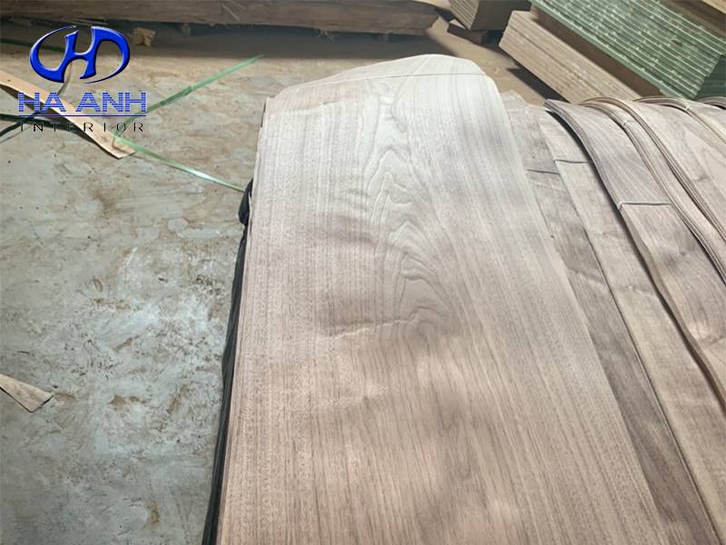 Gỗ veneer óc chó nhân tạo